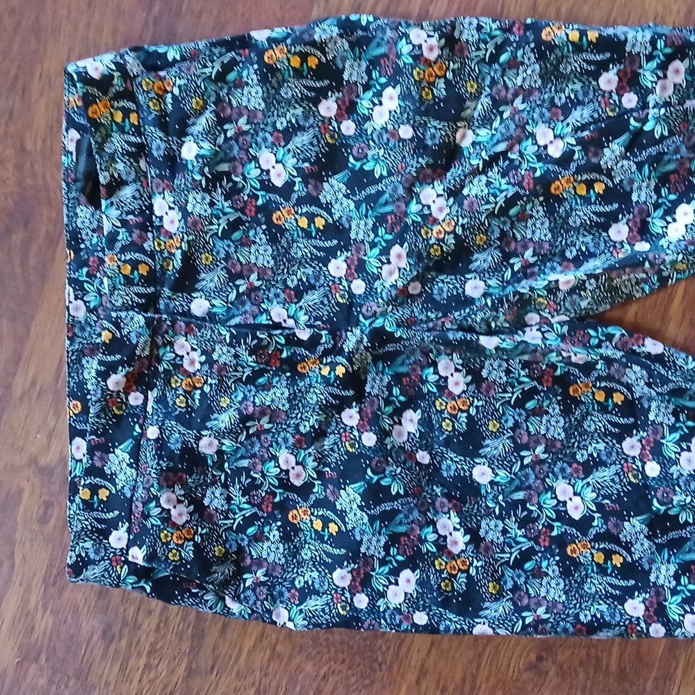 💟Floral cropped pants